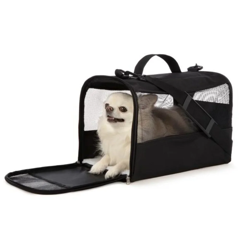 Pet Carrier, Small Side opening for easy loading Locking zippers for safety - Picture 4 of 4